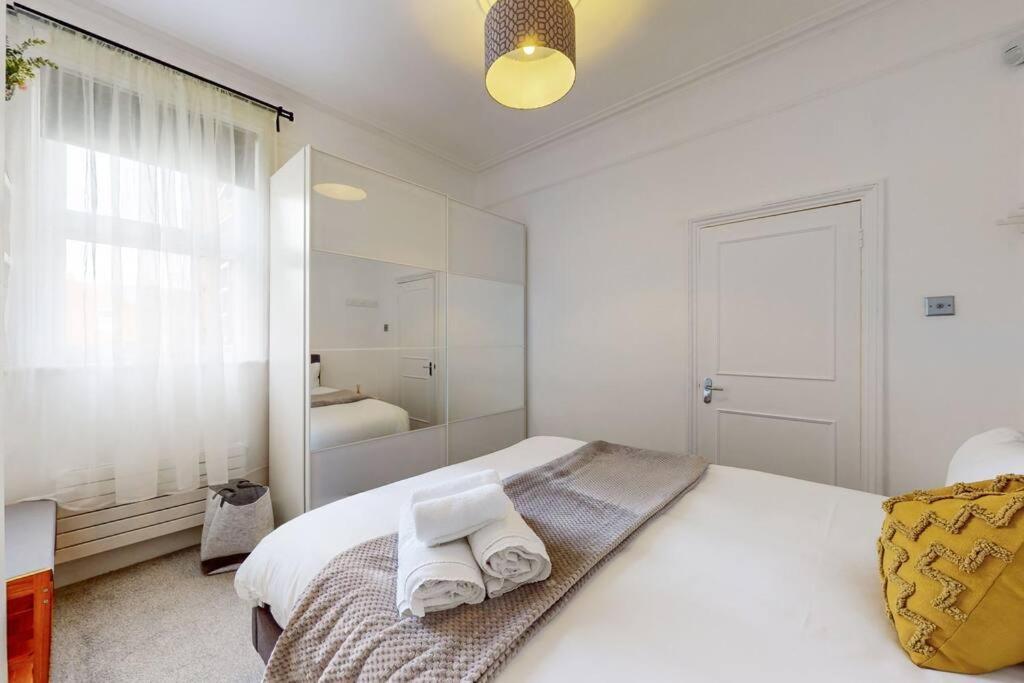 Spacious 2Bd Apartment Cricklewood Londres Extérieur photo